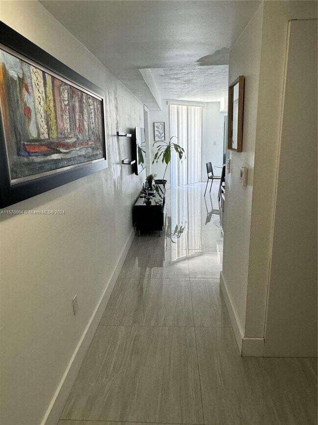Foto del edificio - 102 SW 6th Ave