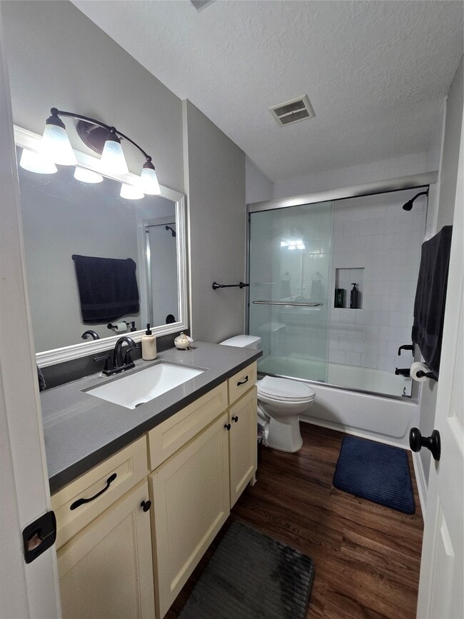 Building Photo - 1411 Dorsetshire Dr