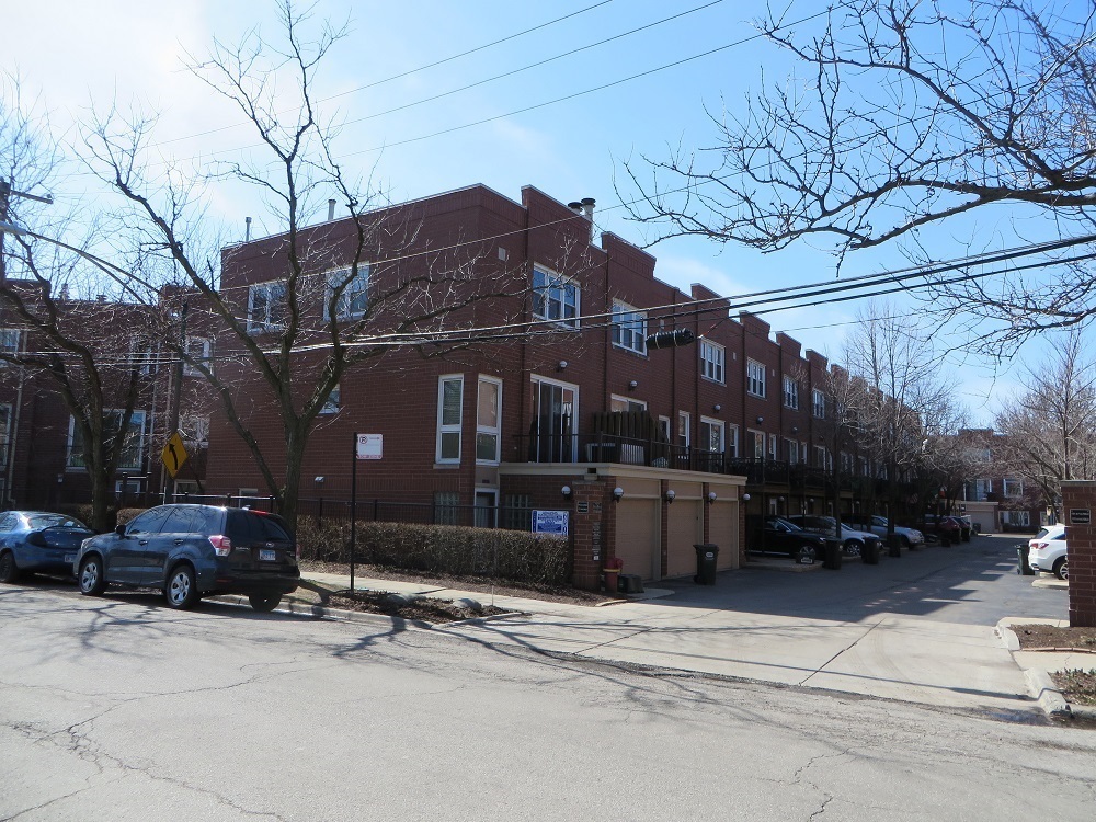 Foto principal - 1775 W Altgeld St