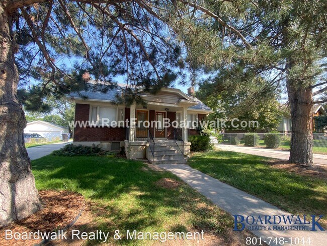 Building Photo - 3 br, 2 bath House - 2247 Lambourne Ave