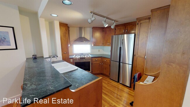 Building Photo - 1 br, 1 bath  - 953 Adella Ave