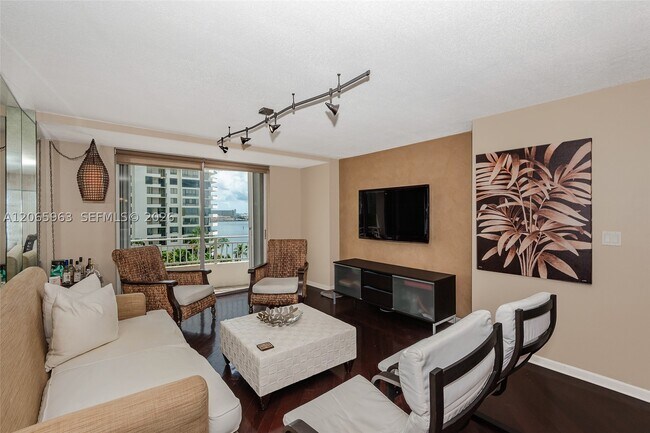 Foto del edificio - 770 Claughton Island Dr