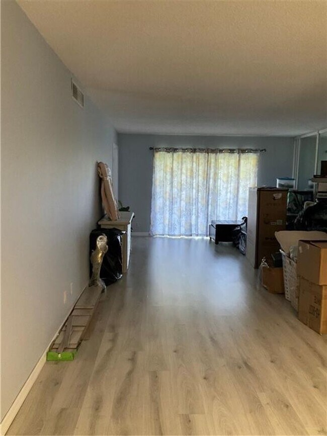 Building Photo - 6100 S Falls Circle Drive 313, Lauderhill,...