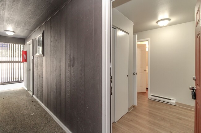 Interior Photo - Drexel ll Apartments