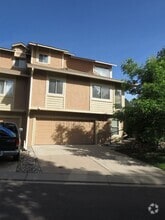 Building Photo - 4090 Autumn Heights Dr