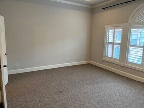 Building Photo - 2425 Dorrington St