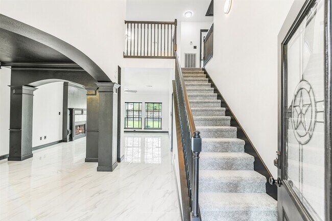 Building Photo - 11915 Helene Ct
