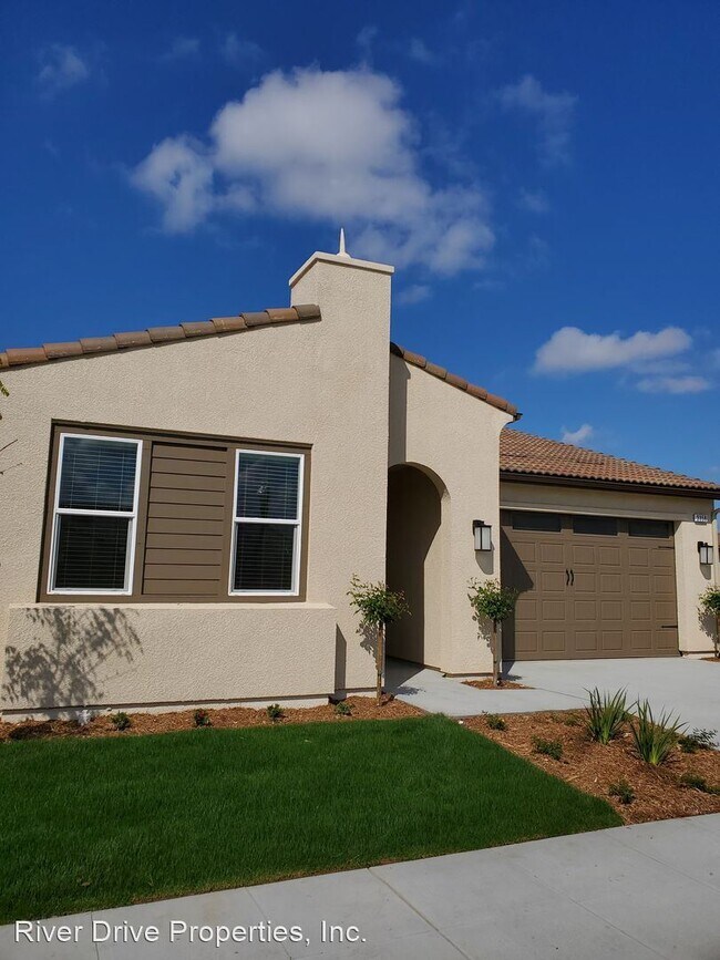 Foto del edificio - 3 br, 2 bath House - 3358 Junipero Ave