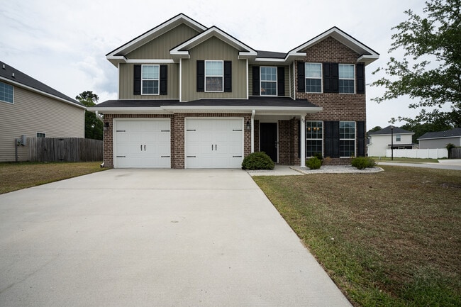 Building Photo - 717 Highgrove Ct
