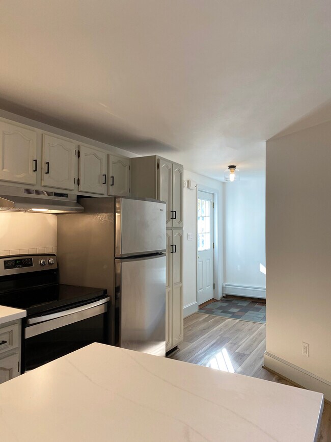 Kitchen with stainless - 10 Oakwood Rd