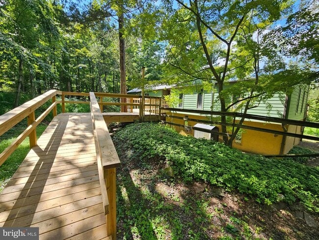 Building Photo - 6074 Covered Bridge Rd