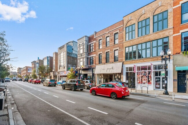 Foto del edificio - 1464 N Milwaukee Ave