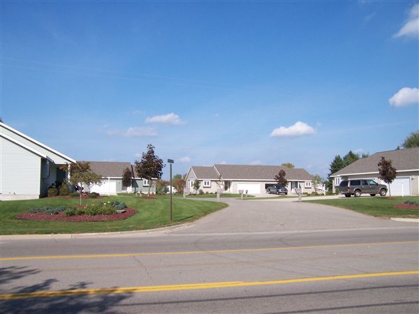 Foto del edificio - 7582 Rivendell Dr SE
