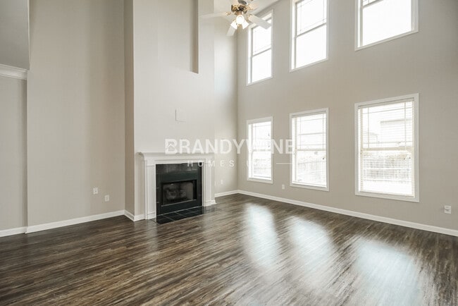 Foto del edificio - 7697 Battle Way