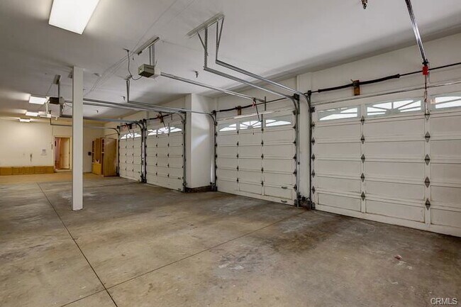 Foto del edificio - 1601 Highland Oaks Dr