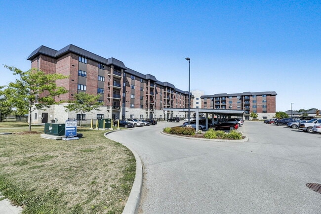 Building Photo - The Greens of Sally Creek Apartments