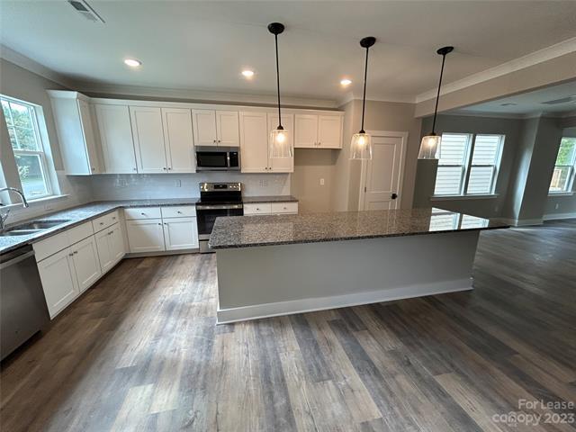 Foto del edificio - 108 Glencoe Ln