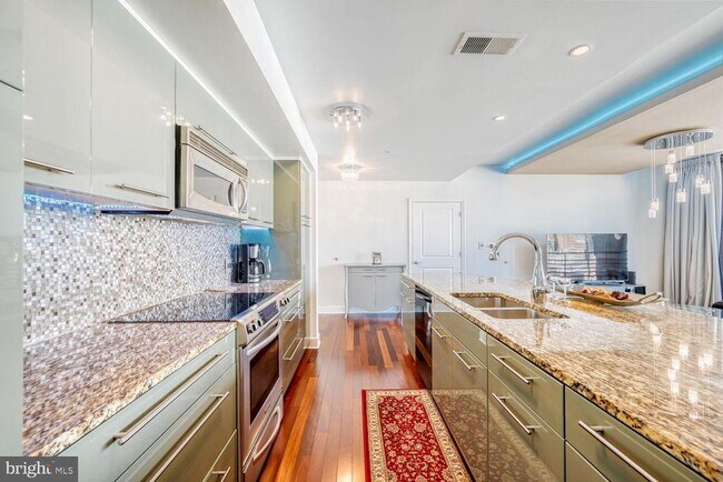 Foto del edificio - 675 S President St