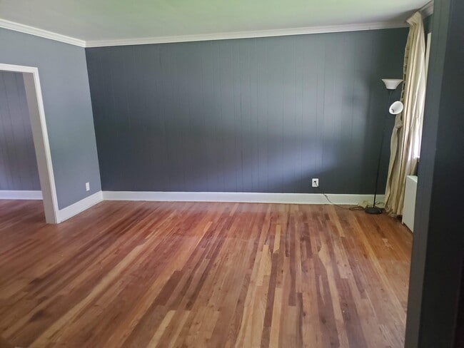 Building Photo - 3117 Leighton Ave