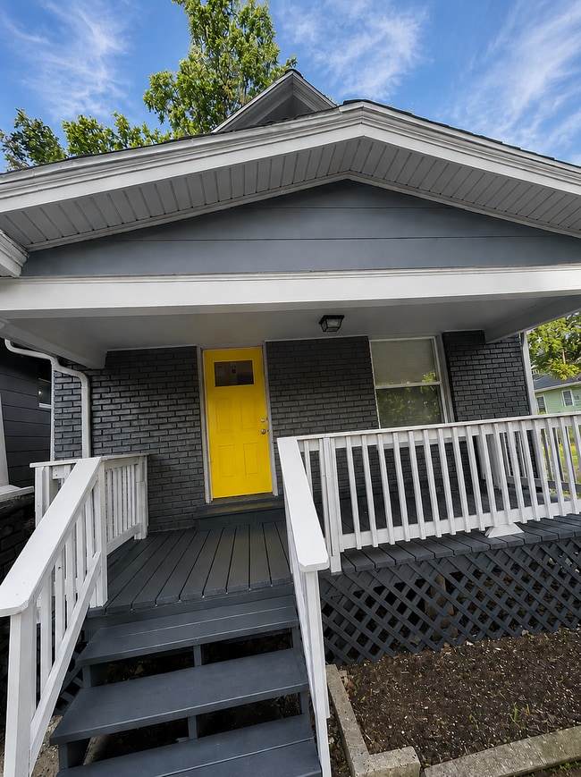 Building Photo - 4119 Forest Ave