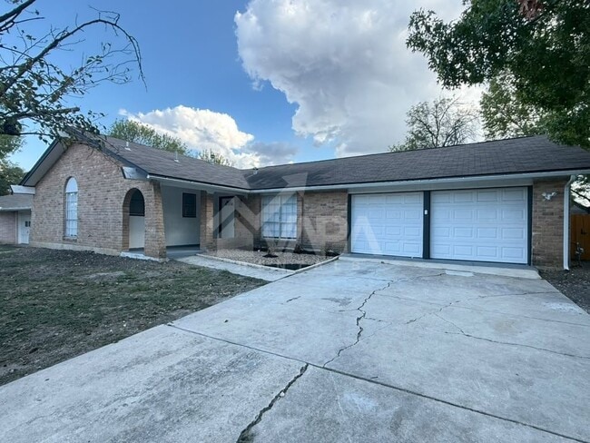 Building Photo - 307 Castle Ct