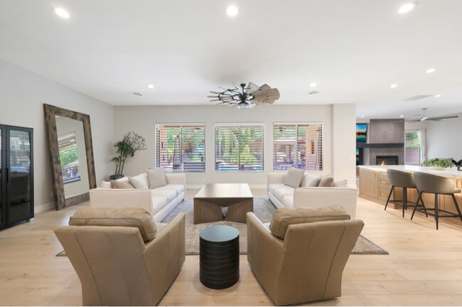 Foto del edificio - 13214 W Rancho Dr