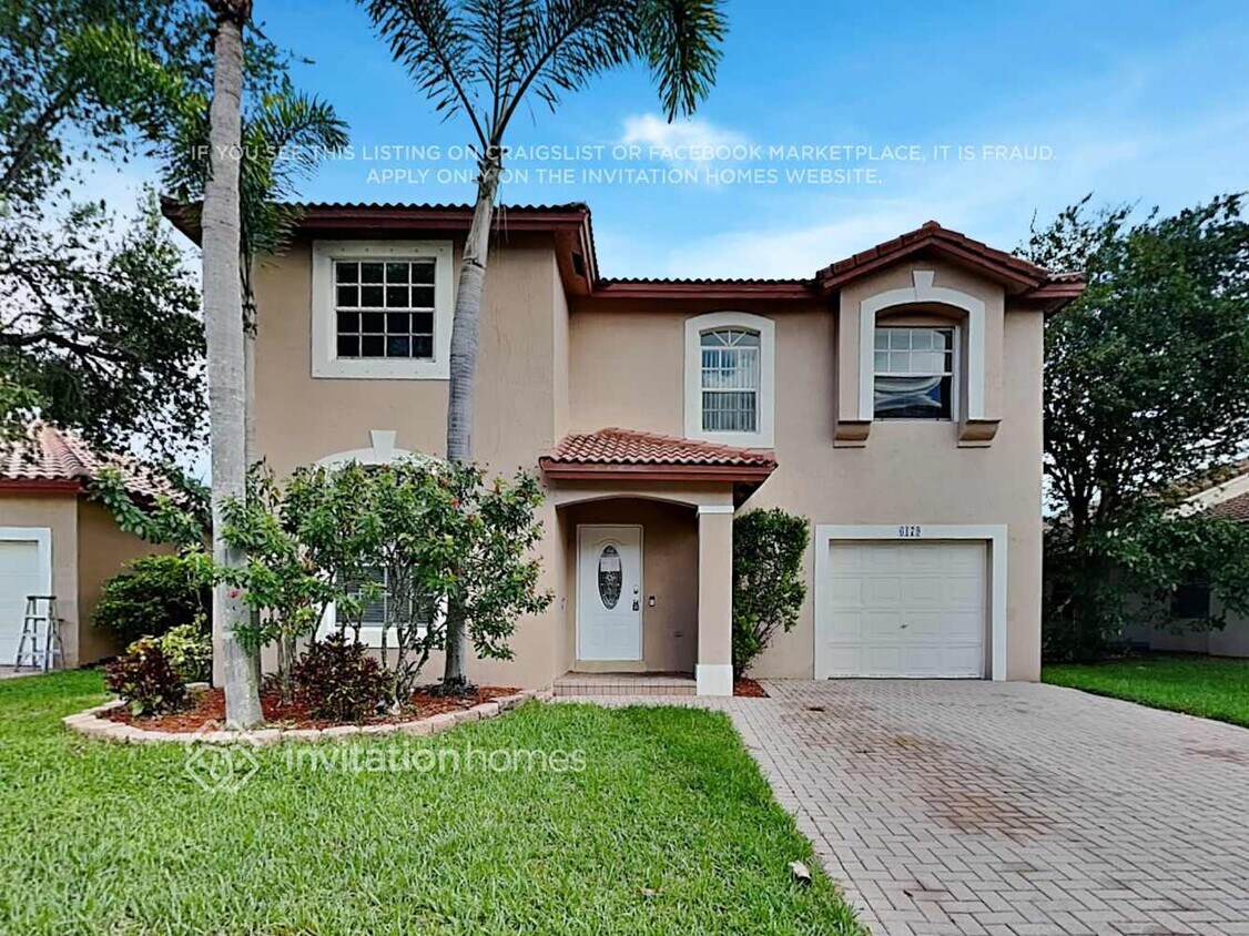 Foto principal - 6179 NW 40th St