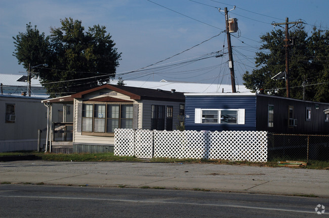 Foto del edificio - Woodlynne Mobile Home Community