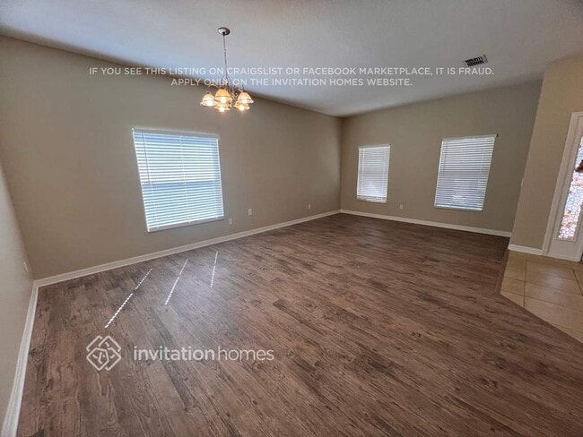 Building Photo - 3927 Gypsum Ln