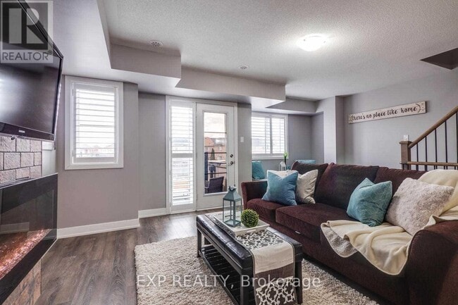 Building Photo - 9 Pallock Hill Way