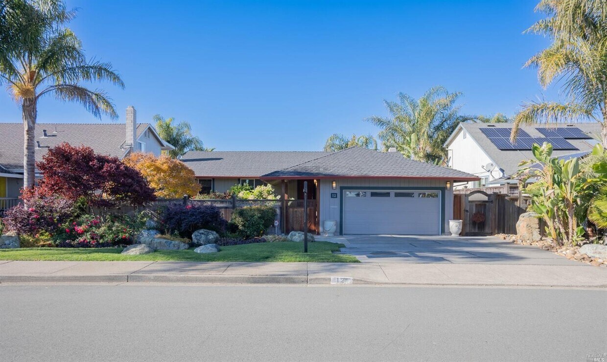12 Del Oro Lagoon, Novato, CA 94949 House for Rent in Novato, CA