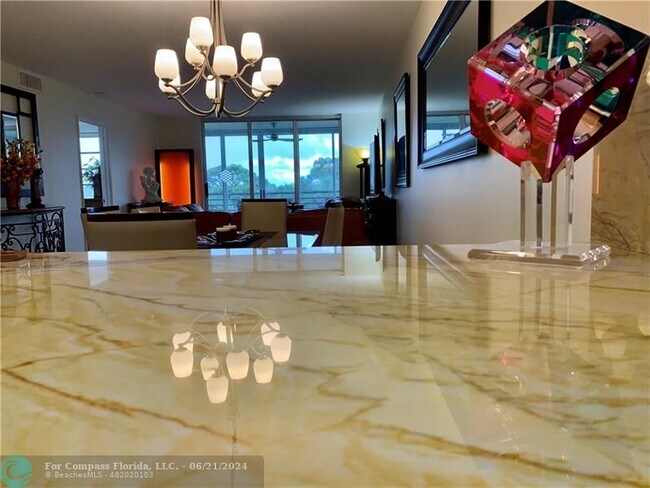 Foto del edificio - 3503 Oaks Way