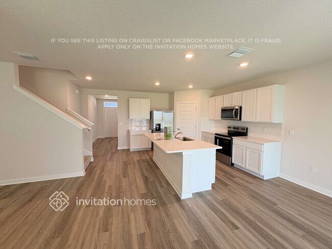 Building Photo - 18306 Wheathouse Pl