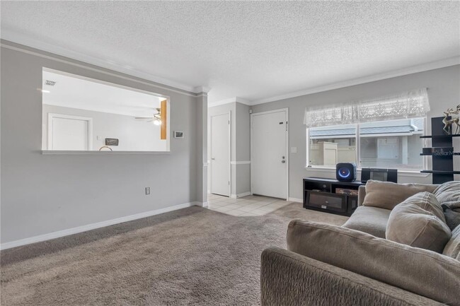 Foto del edificio - 4682 Pheasant Run Dr