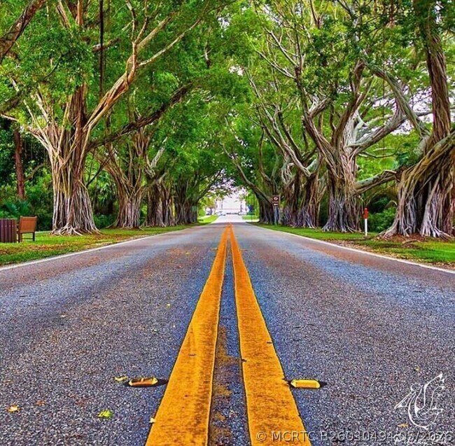 Foto del edificio - 12140 SE Indian River Dr N