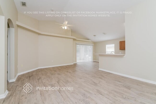 Building Photo - 226 Manoel Ln