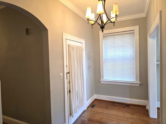 Foto del edificio - 800 Graydon Ave