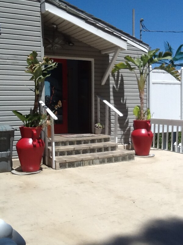 Primary Photo - 645 Humboldt Rd
