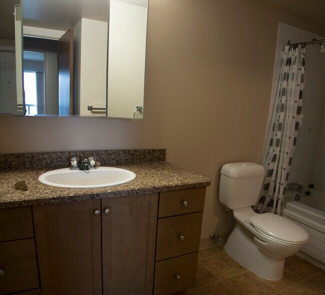 Photo du bâtiment - 0 Bed 0 Bath Unit in Calgary, AB