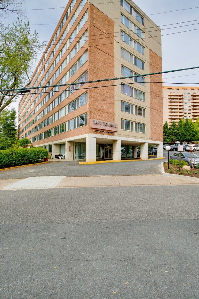 Foto del edificio - 1210 N Taft St