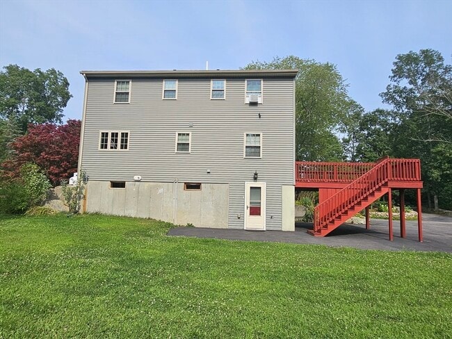 Building Photo - 26 Purchase St
