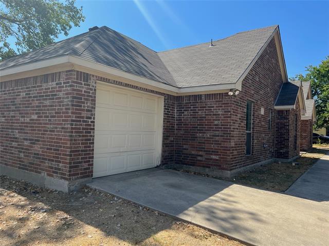 Building Photo - 3151 Broadmoor Dr