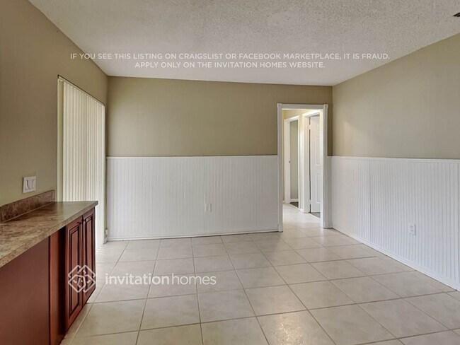 Foto del edificio - 11385 NW 41st St