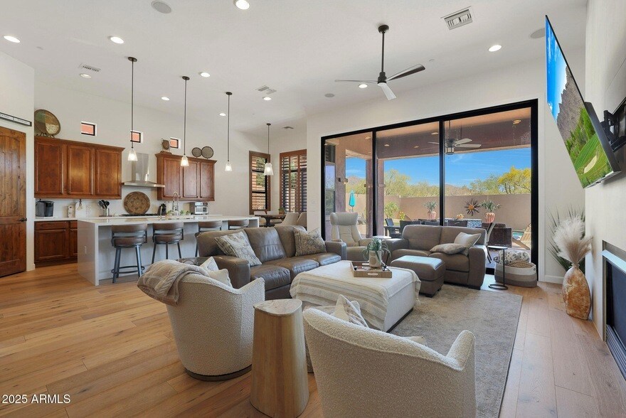 Primary Photo - 9973 E Edgestone Dr