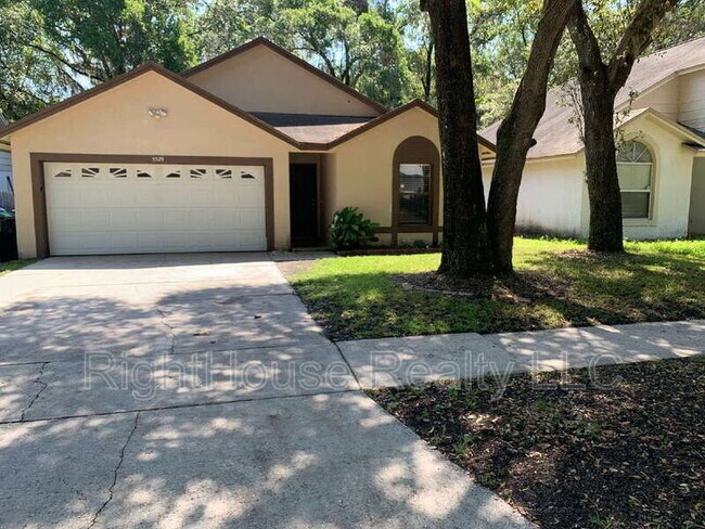 Foto del edificio - 5329 Old Oak Tree Dr