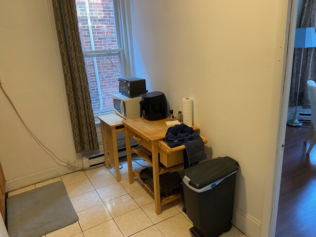 the corner of kitchen room - 4439 Spruce St