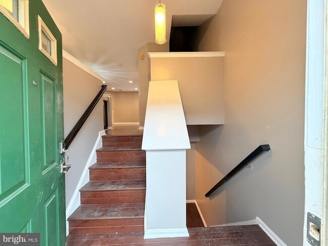 Foto del edificio - 4805 Cowslip Ct