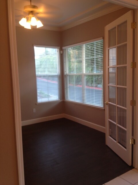 Foto del edificio - Coming Soon! Fantastic Former Model Home i...