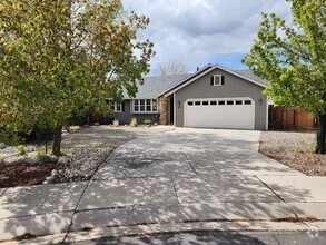 Building Photo - 1294 Saddlebronc Ct