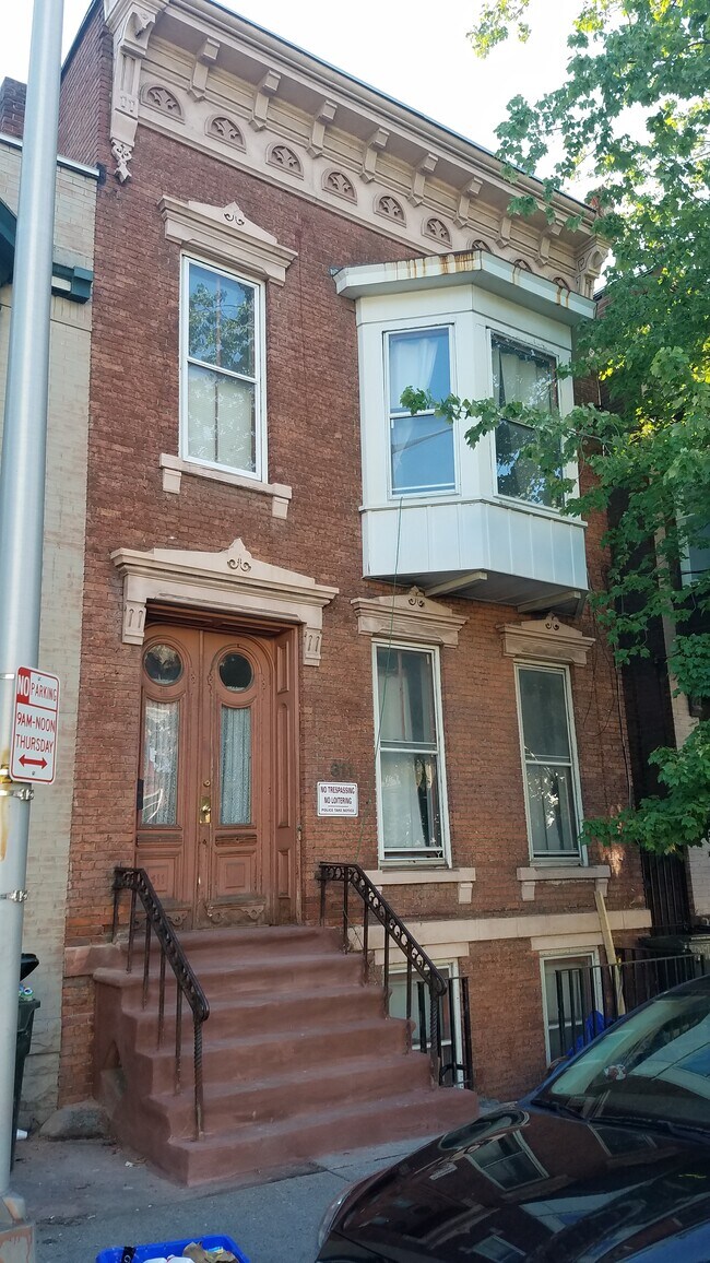 Foto del edificio - 311 8th St